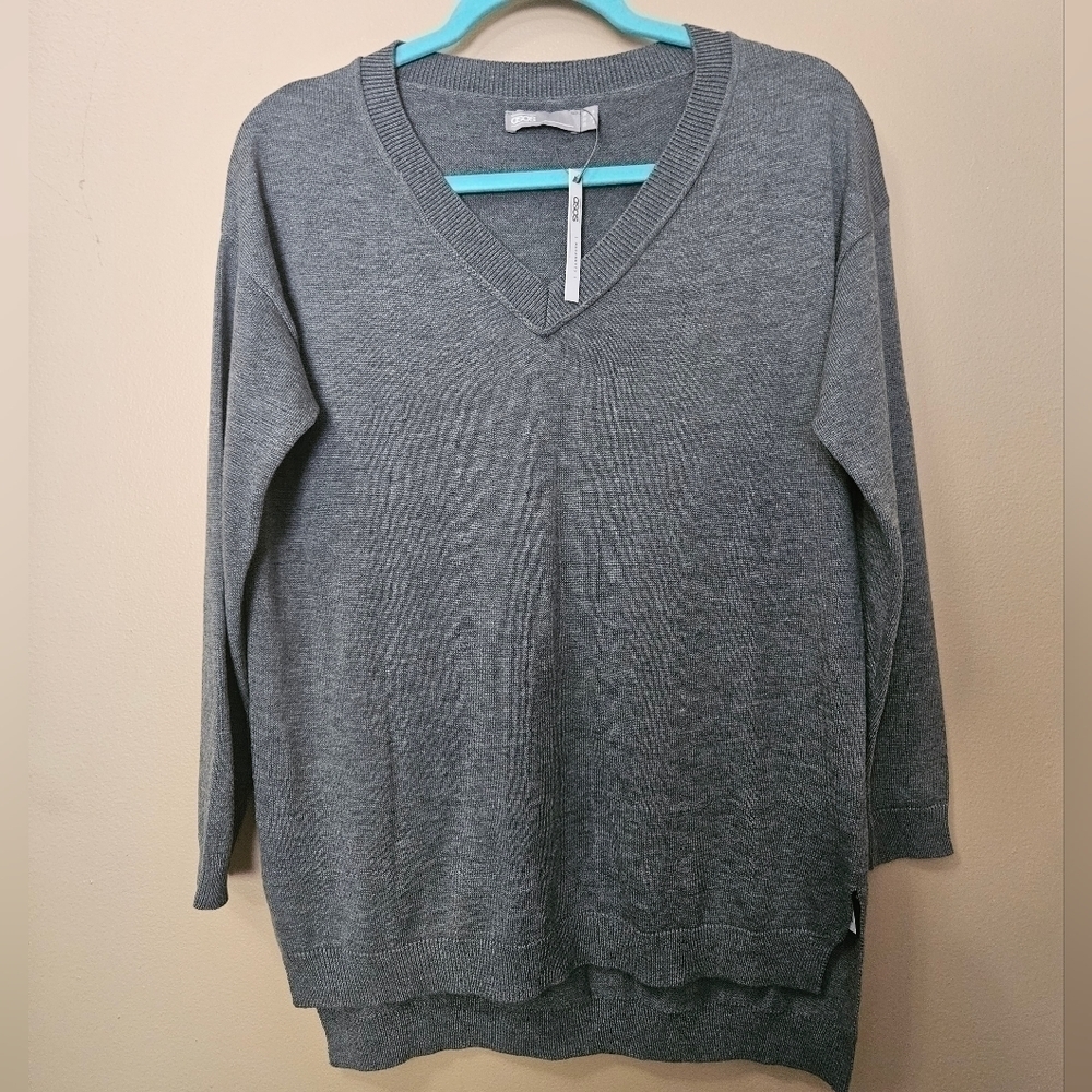 NWT ASOS Maternity V Neck Sweater Wool Blend Women's Size 4